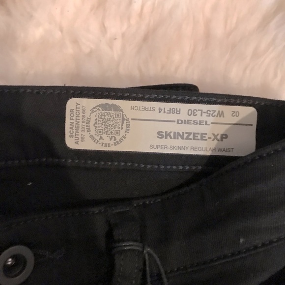 NWT | Diesel | skinzee jeans - Picture 6 of 6